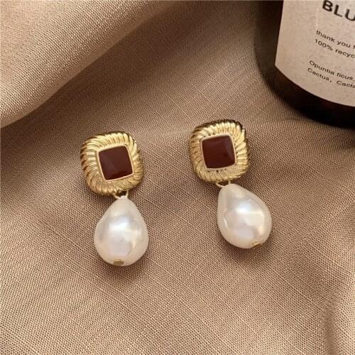 Contracted temperament geometric earrings fashion retro pearl earrings jewelry accessories