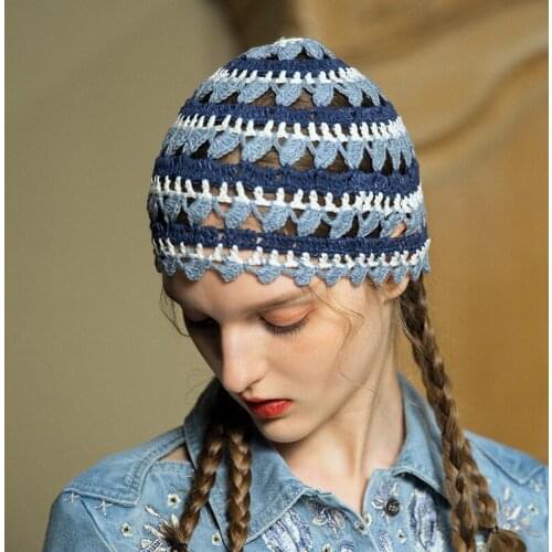 Handmade Three-color Stitching Beanie Hat Women Spring Autumn Flower Skullies Hats Sweet Leisure Fashion Knit Female Cap H6780