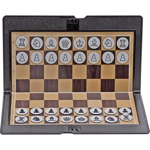 Foldable Wallet Chess Magnetic Chess Set Folding Chessboard with Crafted Chess Pieces Mini Portable Magnet Slim Chess