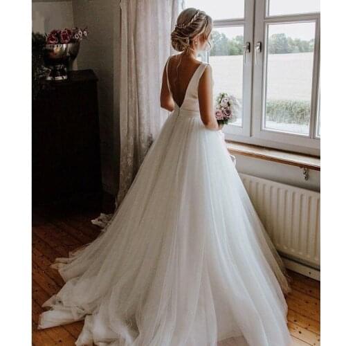 Elegant Boat Neck Sleeveless Long Country Wedding Dress With Bow Sashes Tulle Skirt Backless Bridal Wedding Dresses