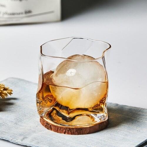 Crumpled glass mug Strange glass mug beer mug Crystal glass whiskey spirit glass beer glass irregular twisting household glasses
