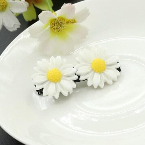 Girls Daisy Hair Clips Cute Flower Shape Hair Pins Hair Barrettes Decorative Hair Clips Hair Styling Accessories for Women Girls