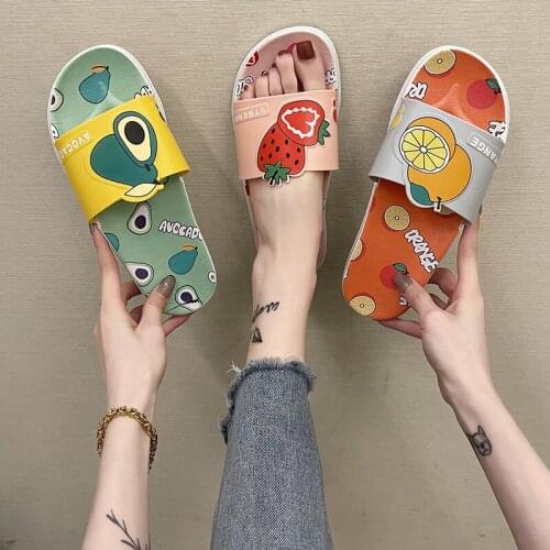 Summer Women Slippers Outdoor INS Flat Fruit Strawberry Avocado Orange Ladies Sandals Wear-resistant Sole Soft Couple Cute Shoes