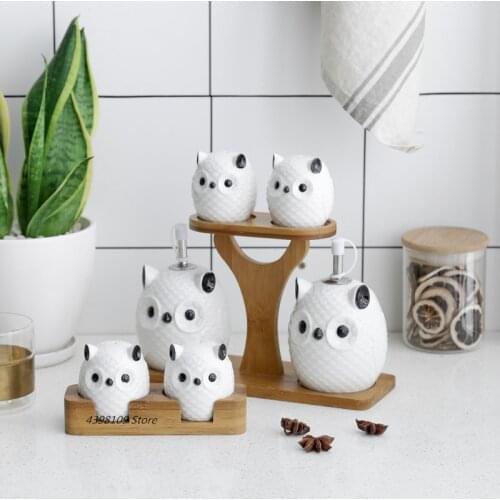 Household seasoning jar natural bamboo wood ceramic storage tank cute owl sealed cans salt cans oil bottle kitchen supplies