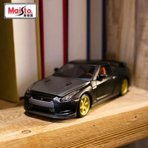 Maisto 1:24 2009 Nissan GTR sports car Convertible alloy car model simulation car decoration collection gift toy