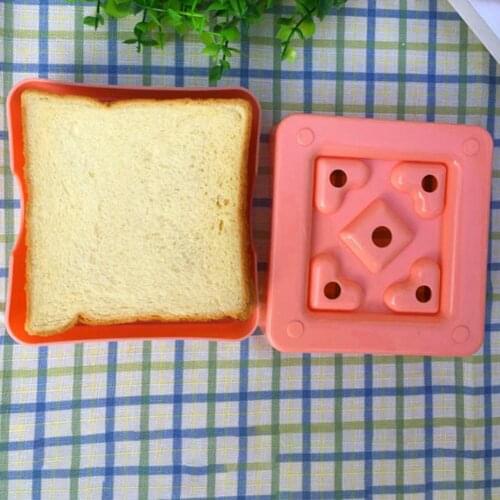 Soft 1 Set Multifunctional School Lunch Bread Cutter Cute Bread Cutter Eco-Friendly Kitchen Gadget