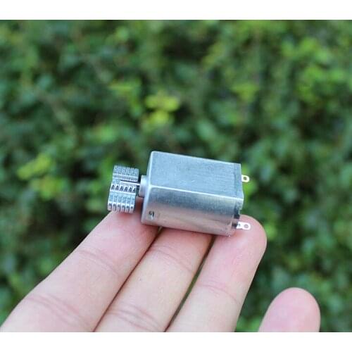 Free Shipping 2 pieces DC3V-6V 130 miniature strong magnetic eccentric vibration motor for tools / toys / massagers, etc