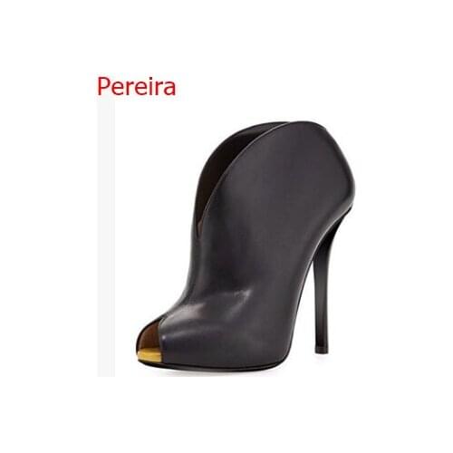 Pereira Pumps
