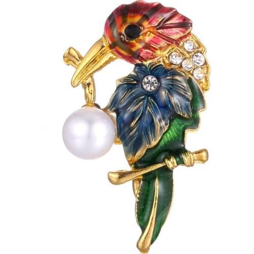 Set auger parrot drip enamel brooch chain.scarves buckle in Europe and the speed sell tong animal brooches clothing