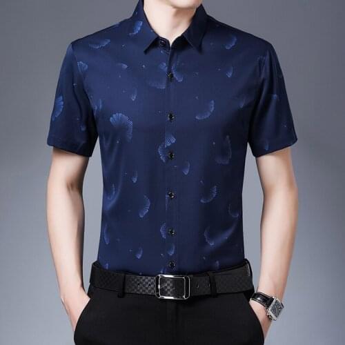 Thin Short-sleeved Shirts for Men Young and Middle-aged Printing Non-iron Casual Fashion Shirts Dad Wear Tide Men Summer Shirts