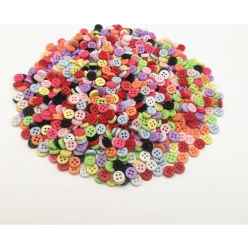 1000pcs 6mm Mini Round 4 Holes Tiny Buttons Plastic Sewing Doll Clothes Embellishments Scrapbook Cardmaking Crafts
