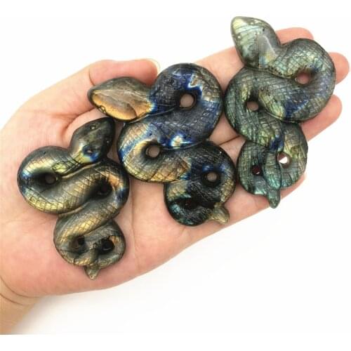 Lovely 1PC Natural Labradorite Snake Hand Carved Polished Quartz Crystal Snake animal Healing Crystal Natural Quartz Crystals