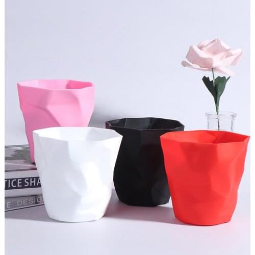 New Pen Pencil Holder Container Desk Multifunction Mini Desktop Dustbin Vase Pot Makeup Brush Holders Home Office Stationery