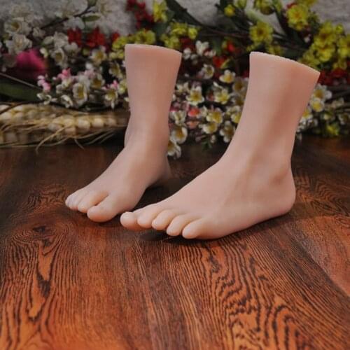 1 Pair of Super Soft Plastic Mannequin Feet in Life Size with