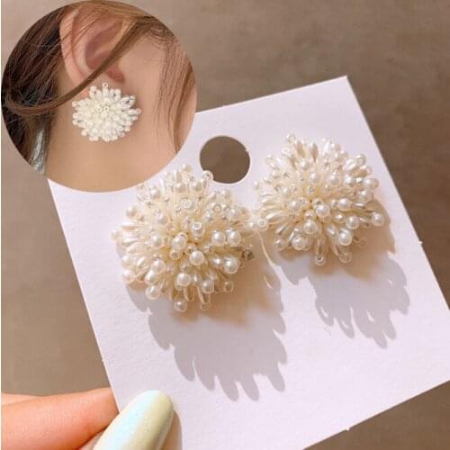 2020 Korean New fashion Design Simulated Pearl Flower Big Stud Earrings For Women Bride Wedding Jewelry Oorbellen