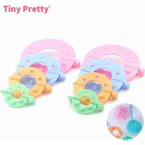8 Pieces 4 Sizes Fuzz Ball Braiders Pompom Maker Kit Fluff Ball Weaver DIY Wool Ball Yarn Pom Poms Knitting Supplies
