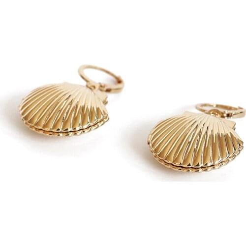 Gold Color Sea Shell Hoop Earrings Women Simple Bohemia Geometric Alloy Drop Huggie Earrings Lovely Party Boucle D'oreille Femme