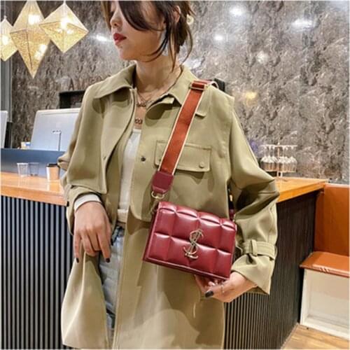 Women Handbag new crocodile Leather Flap Shoulder Bag for Female crossbody bags Large capacity Stone pattern Chain tassel Totes