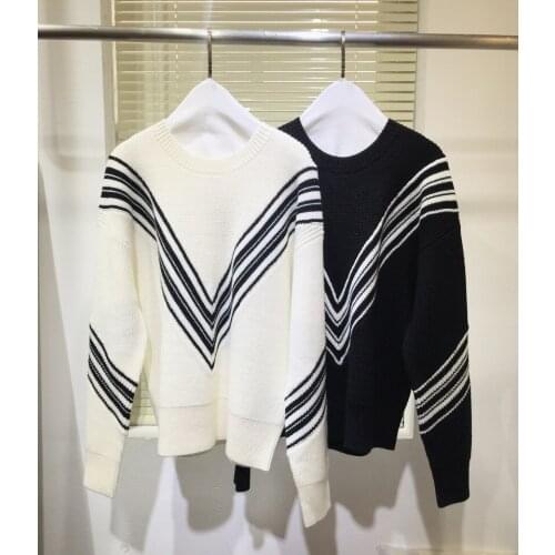 New Ladies Fashion 2021 Long Sleeve Sexy Casual Big V Striped Wool Knit Sweater 1226