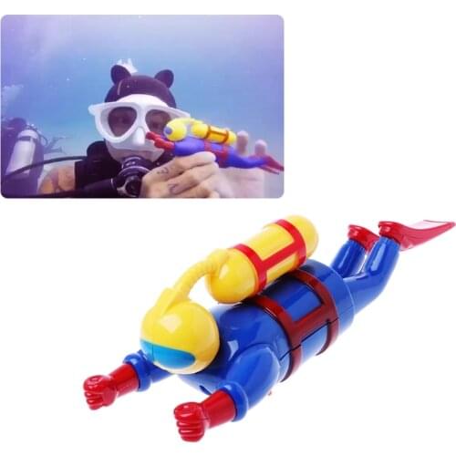 1PC 2018 Cartoon Swimmers Scuba Diver Toy Wind Up Clockwork Sea Baby Bath Toy Kids Toy Wholesale
