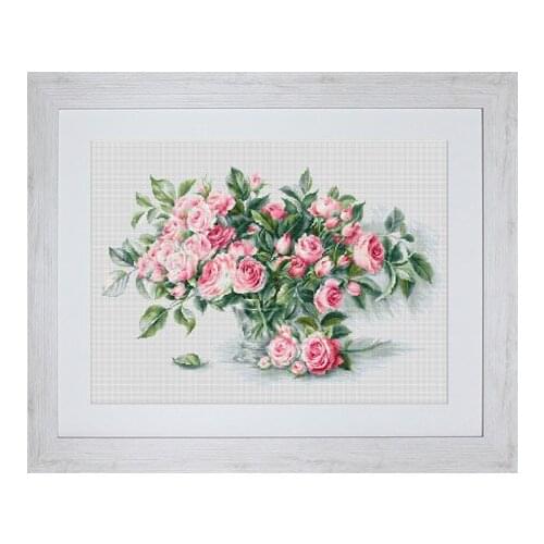 Gold Collection Lovely Counted Cross Stitch Kit Bouquet of Pink Roses Rose Flower Flowers luca-s lucas