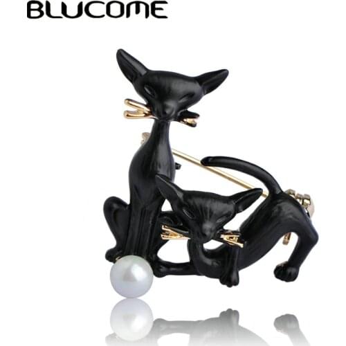 Blucome Black Mother Son Cats Brooches Gold-color Pins Simulated Pearl Brooch Suit Scarf Collar Clips Women Men Kids Best Gifts