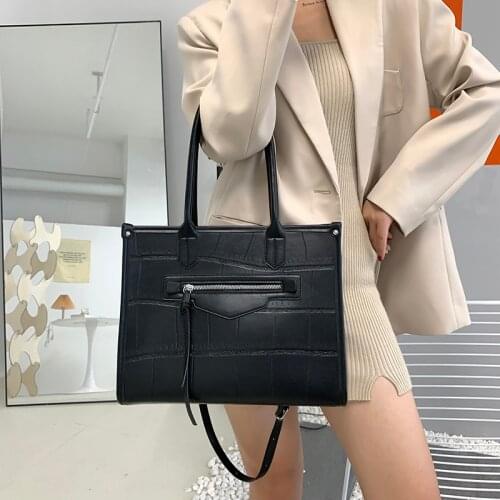 2021 new ladies shoulder bag fashion handbag daily shopping bag commuter bag solid color leather female bag shoulder bag