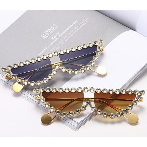 Oversized Rhinestone Frame Cat Eye Sun Glasses Ladies Diamond Glasses Luxury Designer Fashion Sunglasses UV400 Shades for Women