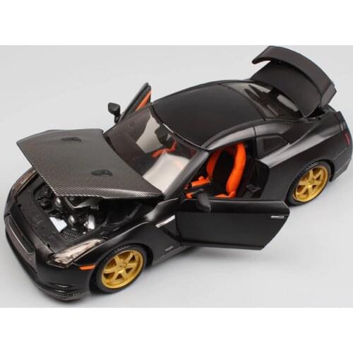 1:24 Scale mini Maisto 2009 Nissan GTR Skyline GT-R super sports auto turbo R35 racing coupe vehicle diecast model toy black boy