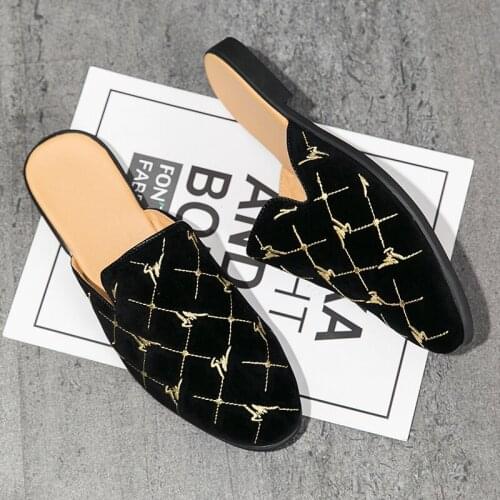 Men Casual Shoes Designer Embroidery Dress Slippers Loafers Fashion Chaussure Homme Half Slippers Zapatos Hombre Party Flats