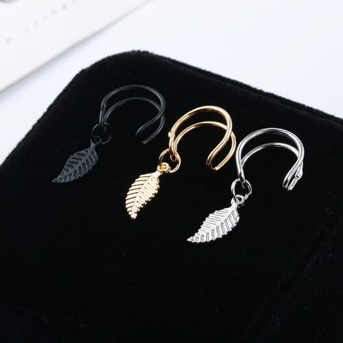 KaiMin 2021 Ear Cuff Gold Leaves Non-Piercing Ear Clips Fake Cartilage Earring Jewelry For Women Men Wholesale gifts Wholesale