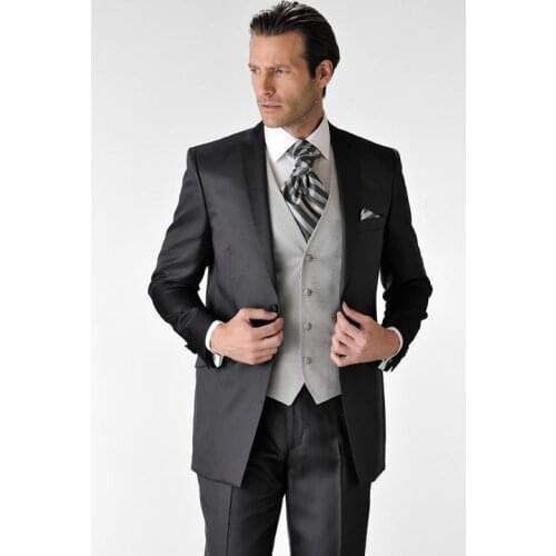 Fashion gun collar black suit a button The grooms wedding suit/best man suit/boyfriend suit (jacket + pants + vest + tie)