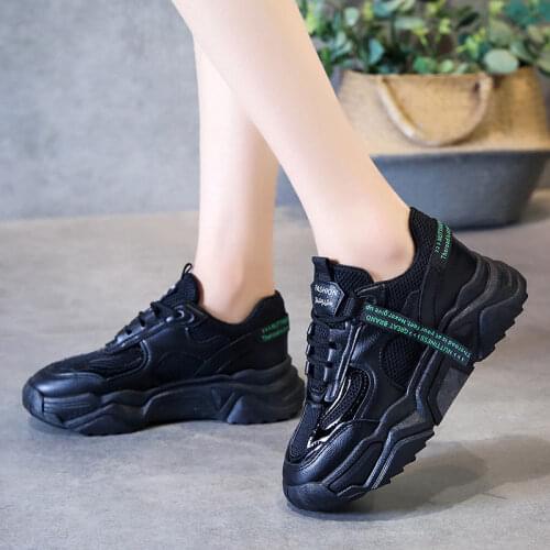 2021 Womens Shoes Fashion Casual White Shoes All-match Thick-soled Breathable Personality Solid Color Sneakers