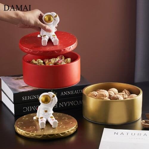 Space Astronaut Figurine Resin Charms Modern Statue Living Room Coffee Table Candy Snack Storage Jar Home Decoration Accessories