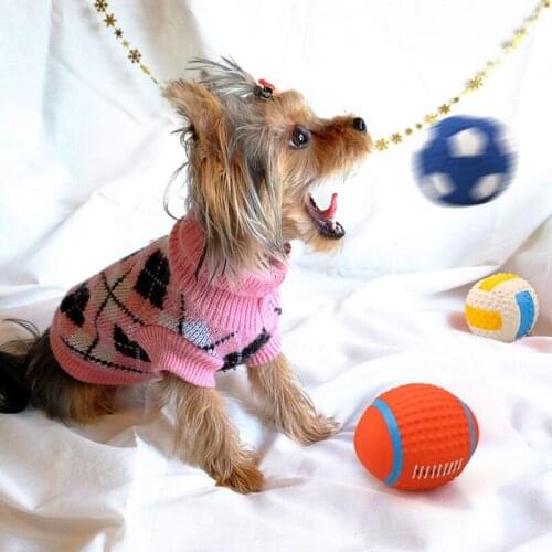 Pet Dog Toy Rubber Balls Dog Cat Puppy Squeak Squeaker Chew Toys Ball Teeth Chew Toys Tooth Cleaning Balls