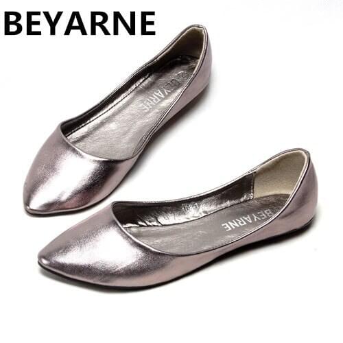 BEYARNE New Fashion Lady soft Flats Shoes for drive pointed toe pregnant woman shoes Women autumn Shoes big Size 33-43 silver