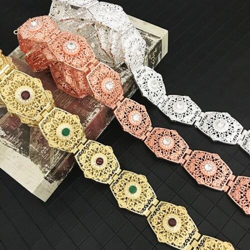 The elegant Moroccan floral metal sash with a long waist chain and crystal jewelry algeria wedding sash with a hollowed-out fem