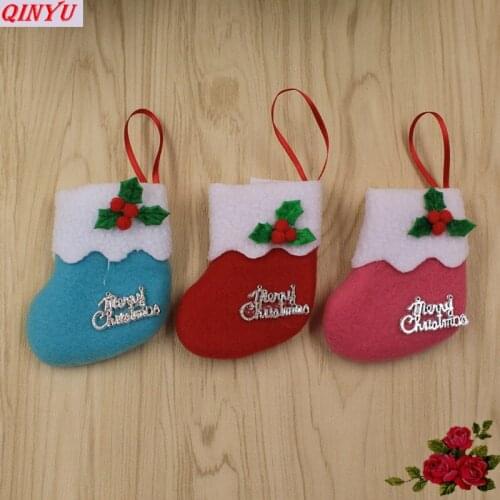 12pcs Small Socks Christmas Tree Ornaments Xmas Window Glass Decorations Christmas Socks Decor Supplies 5ZHH078