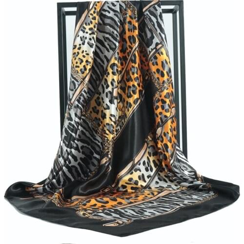 Silk Scarf Luxury Brand Women Satin Leopard Bandana Cheveux Soft Neckerchief Hijab Headscarf For Ladies Foulard Sac