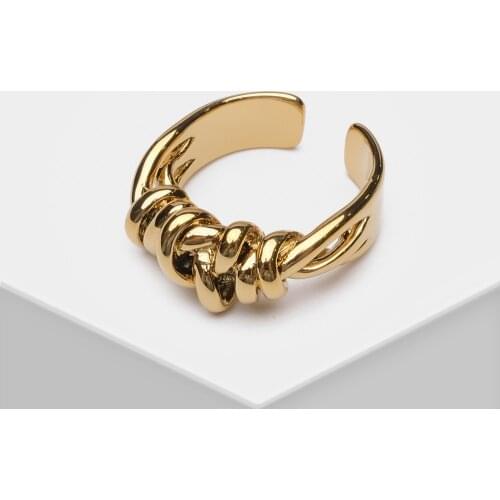 Amorita boutique Open ring with twist design
