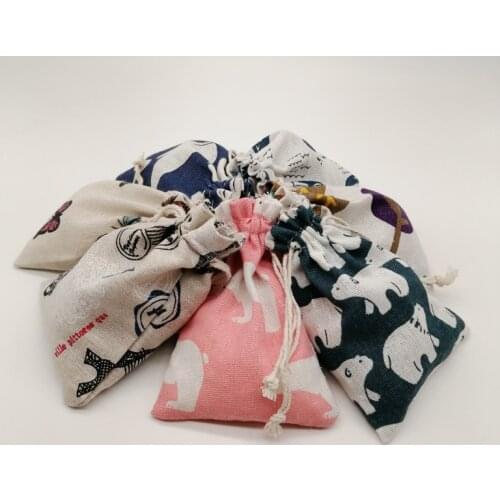 20pcs Pattern Style Jute Bag Sack Cotton Bag Drawstring Christmas Gift Bags for Jewelry Gift Packaging Bags Wedding Pouches Diy