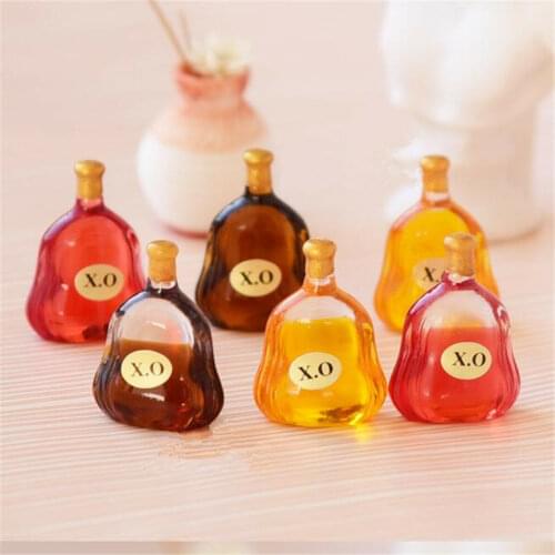 1 PCS 1:12 Dollhouse Miniature Random X.O Wine Bottle Home Bar Scene Landscape
