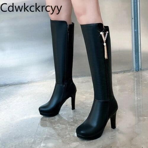 Winter The New fashion Side zipper Fang He Thick bottom Women boots black Rhinestone tassel Keep warm High heel Women boots