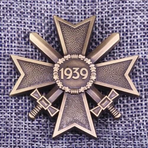 1939 Chapter Badge Brooch Banquet Party Decoration Patriotic Sentiment Collection