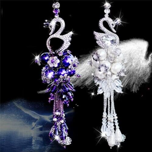 Car Decorations Rearview Mirror Interior Hanging Pendant Swan Crystal Ornaments White Purple Car Styling Fashion Accessories