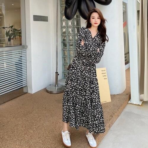 Fashion 2021 Autumn French Folwer Print Women Elegant V Neck Vintage Lantern Sleeve A Line Elastic waist Casual Long Dresses