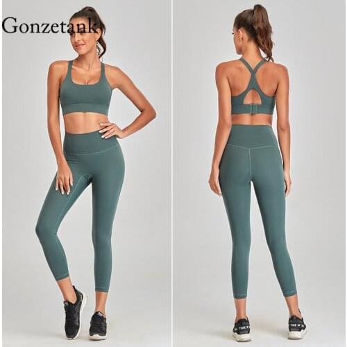 Seamless Women Yoga Set Sportswear Quick-Drying Yoga Clothes Professional Sexy High-End Tight Beginners Running Suit