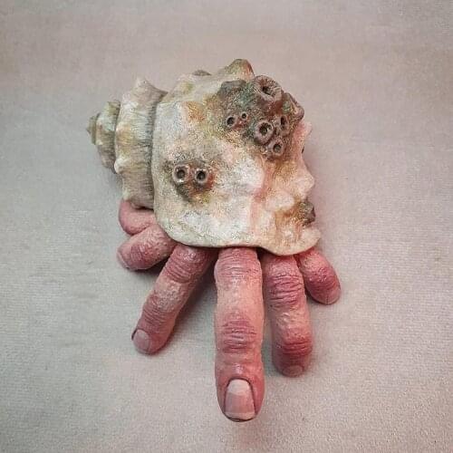 Halloween Finger Crab Resin Model Figurines Creepy Weird Realistic Horror Resin Model Statue Craft Handmade Home Decoration Gift