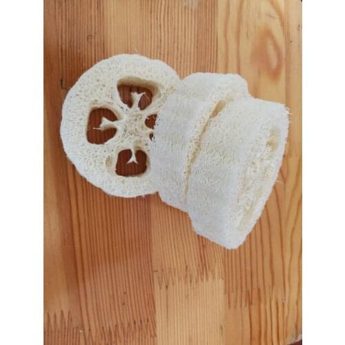 6-7cm wide 2cm wide 100pcs/lot Natural Luffa Loofa Slice DIY customize soap tools,cleanner, facial soap holder non-bleach