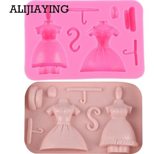 M0455 1Pcs Hanger Silicone molds soap mold skirt soap molds silica gel die skirt Aroma stone moulds candle mould